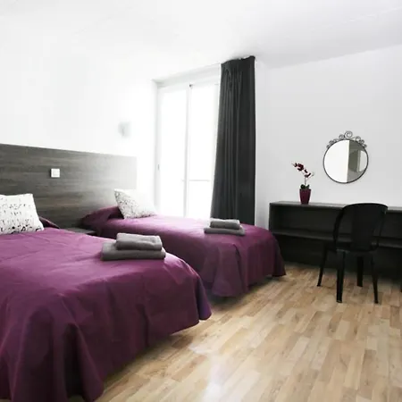 Apartaments Atzavara Calella Zimmer foto